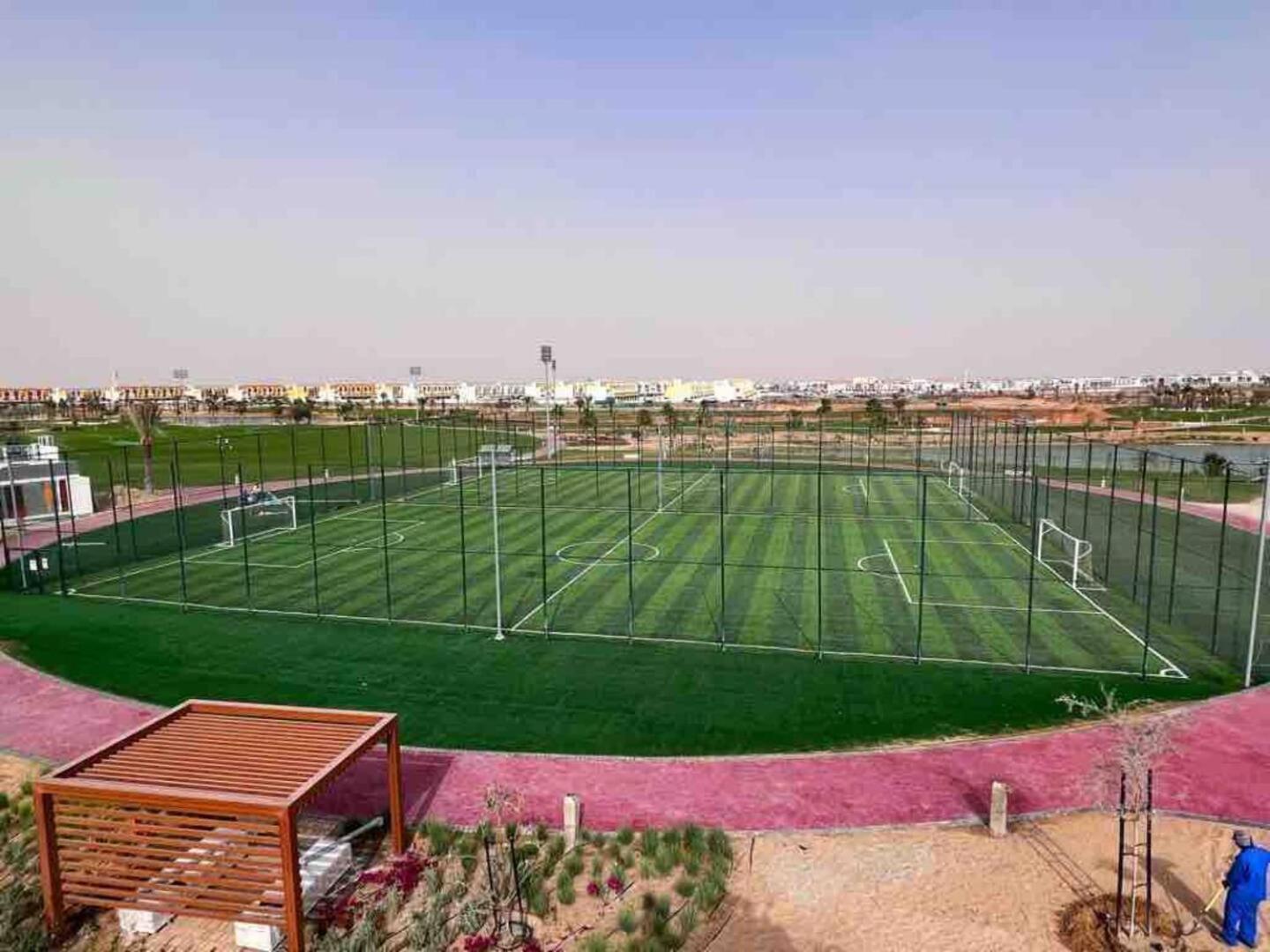 Victoria Damac Hills 2 Family Retreat With Waterpark And Petting Farm *