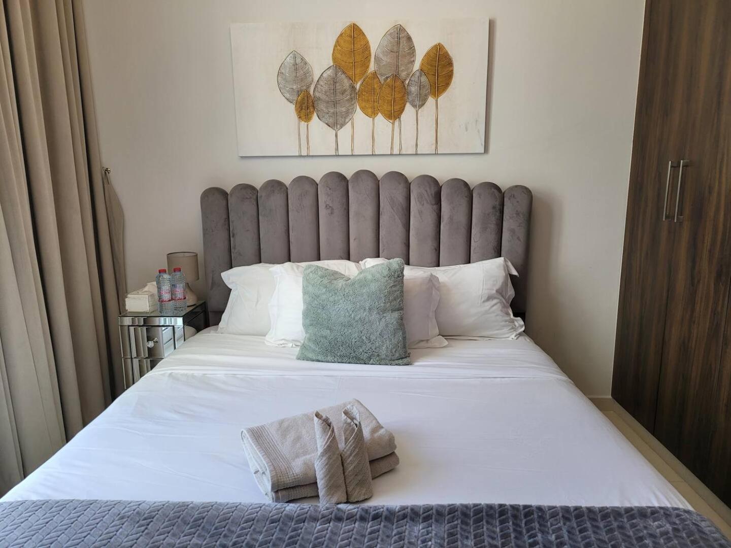 Victoria Damac Hills 2 Family Retreat With Waterpark And Petting Farm * Dubai