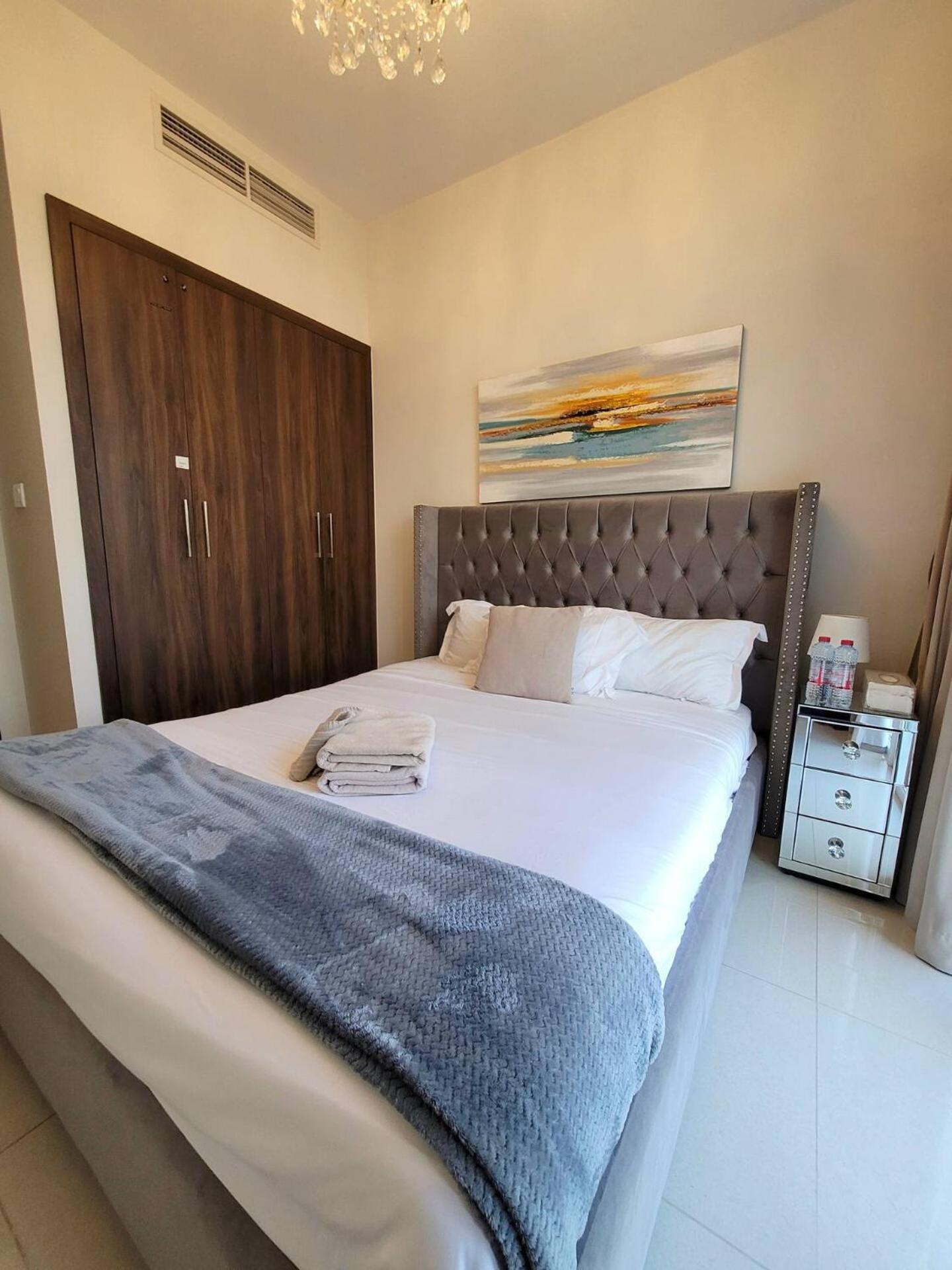 Victoria Damac Hills 2 Family Retreat With Waterpark And Petting Farm Dubai